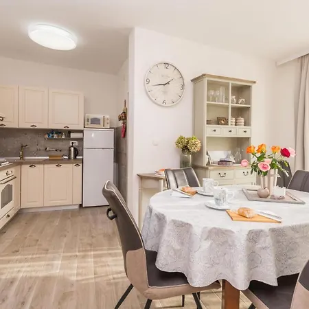 Awesome Home In Smilcic With Wifi, Outdoor Swimming Pool And Heated Swimming Pool